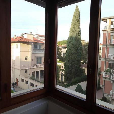 Appartement La Casa Dei Fiori à Florence Extérieur photo